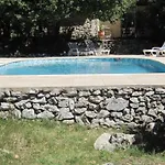 Holiday home Sous Les Chenes