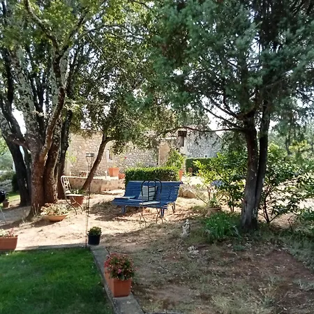 Sous Les Chenes Vakantiehuis