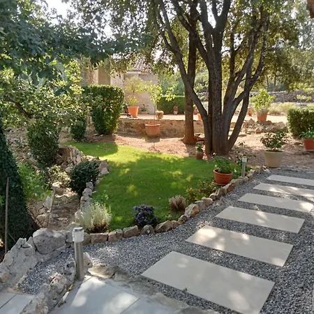 Vakantiehuis Sous Les Chenes Lussan (Gard)