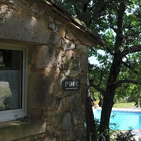 Sous Les Chenes Ferienhaus Lussan (Gard)
