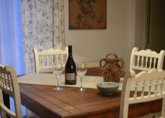 Sous Les Chenes * Lussan (Gard)